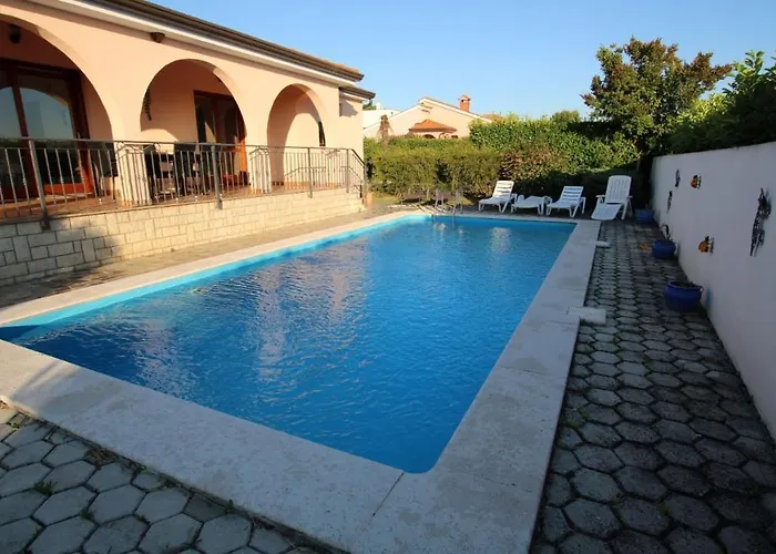 Vakantiehuis Neela Poreč